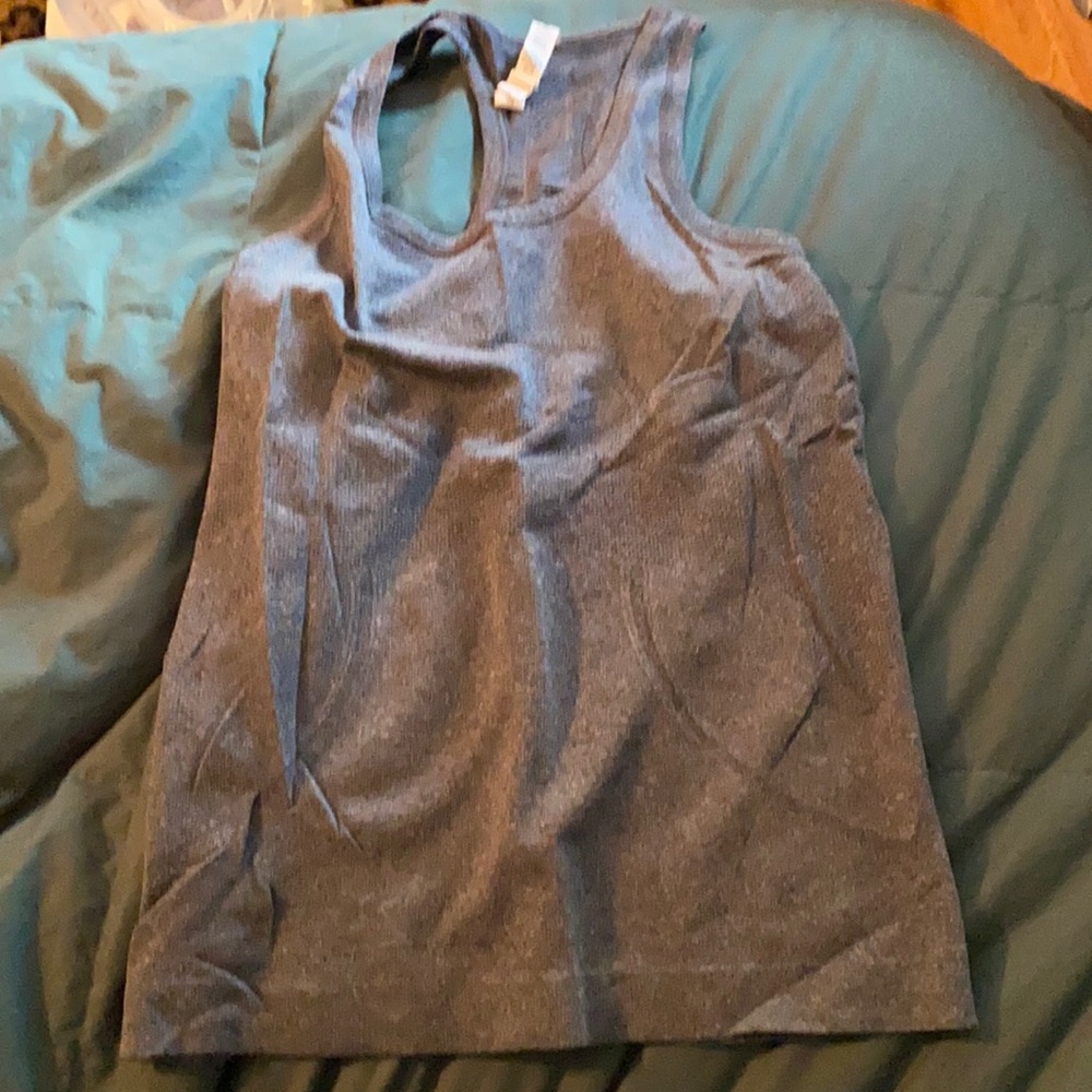Lululemon workout tank
